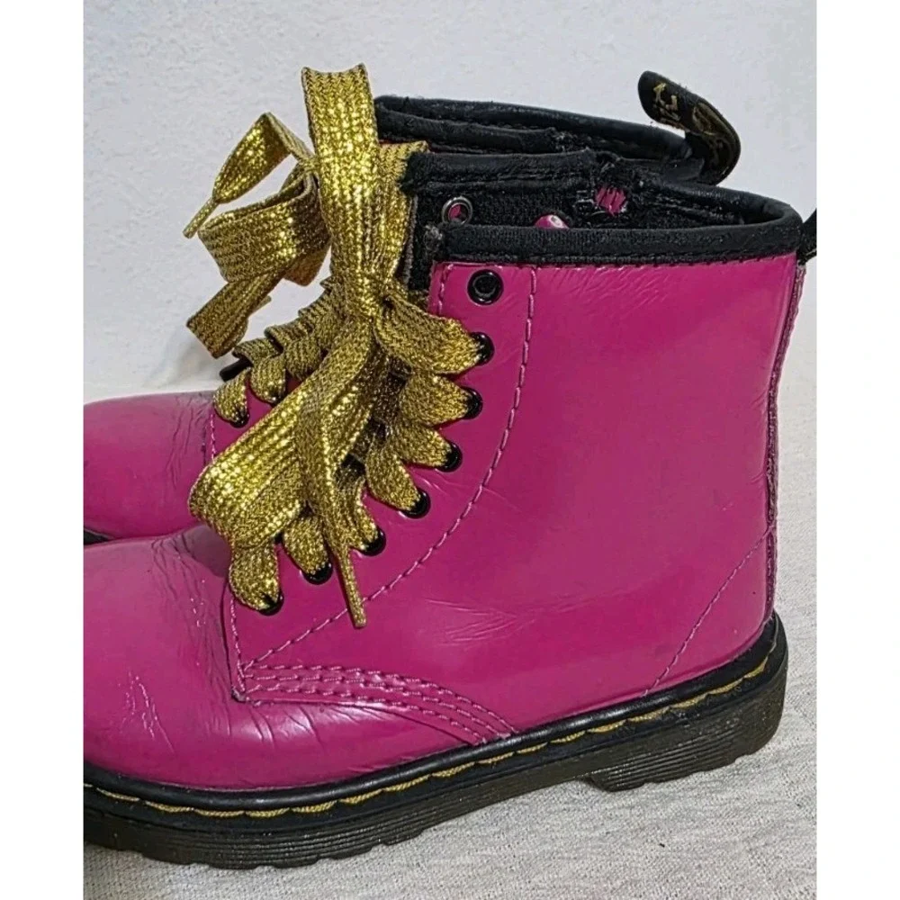 DR Martens Boots Brooklee Hot‎ Pink Leather Girls US 9 Girls Gold Glitter Laces